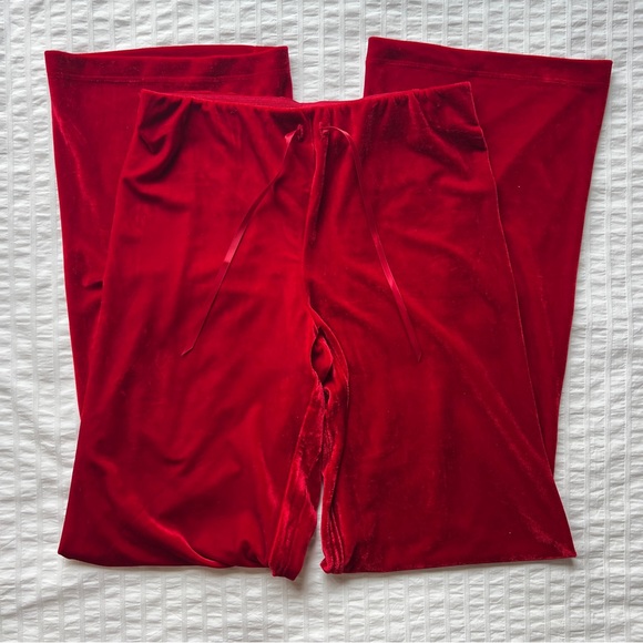 NWT Pajamagram Vintage Velour Ruby Red Long Sleeve PJ Set, XS - Picture 9 of 11